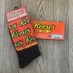 Reese’s Men's Crew Socks + Bonus Reese’s Pieces Candy NWT